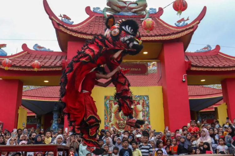 20 Ucapan Selamat Imlek 2026 Tahun Kuda Api Penuh Harapan Keberuntungan, Semangat, & Rezeki Melimpah