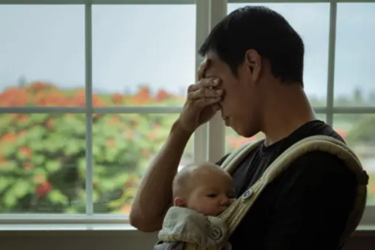 Ini Alasan Menjadi Ayah Rumah Tangga yang Membantu Pekerjaan Bunda Selalu Jadi Hal Keren