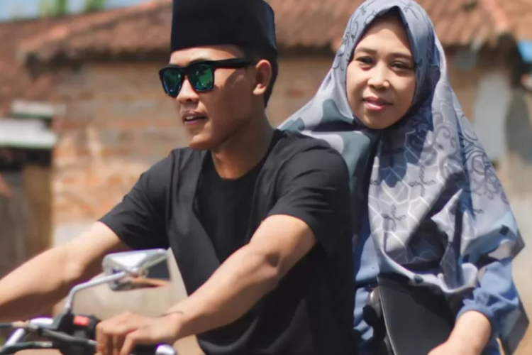 Jejak Digital Gus Elham Yahya, Gaya Dakwah Dapatkan Kecaman Netizen Hingga Kontroversi Cium Anak Dibawah Umur