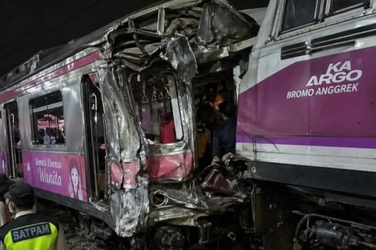 Korban Jiwa Bertambah! Begini Kronologi Kecelakaan Maut KRL Tokyo Metro dan KA Argo Bromo
