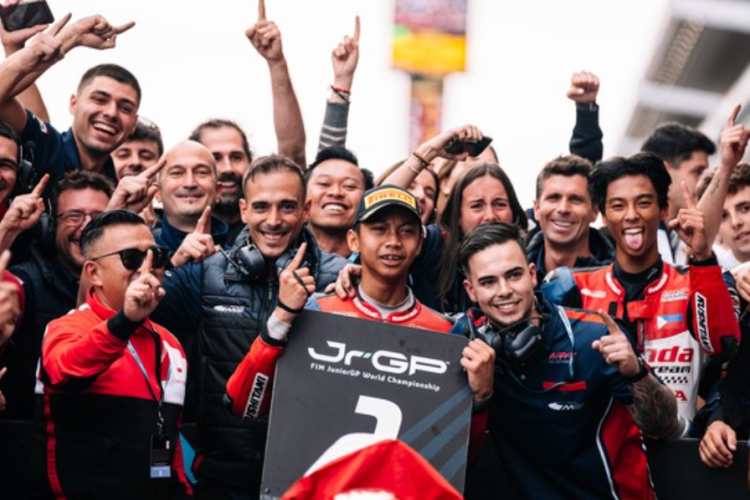 Bangga! Kiandra Ramadhipa Juarai European Talent Cup Barcelona, Start Posisi 24 Tak Jadi Halangan