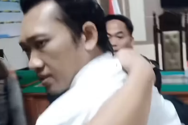 VIRAL! Kesaksian Ririn Rifanto Terdakwa Kasus Pembunuhan Satu Keluarga di Indramayu: 'Saya Dipaksa!'