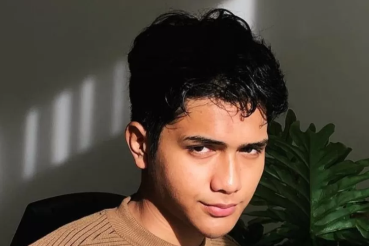 Siapa Ning Najma Tsuroyya? Profil dan Biodata Ning Pesantren PPMT As Sa'adah Tuban yang Diduga Calon Istri Kadam Sidik