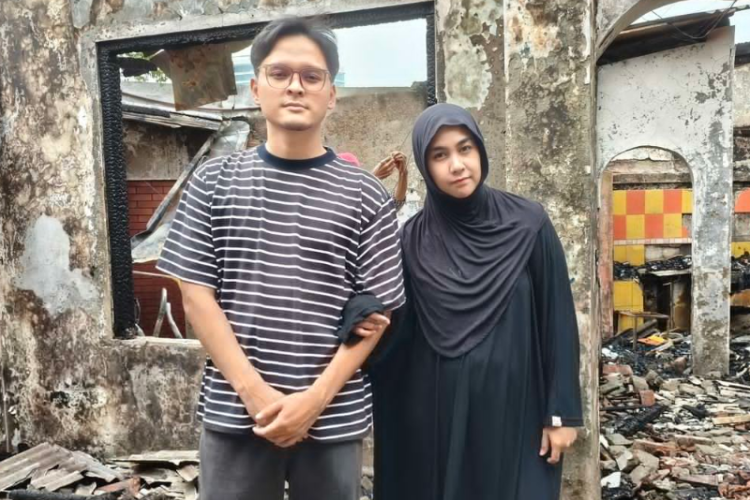 Rumah Anisa Rahma Eks Cherrybelle Kebakaran, Ruang Berisi Ribuan Al-Qur'an Utuh Tak Tersentuh Api